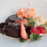 PAVAO_correct-lava-cake_1600-1024x768-1